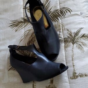 COPY - Ralph Lauren Black wedges